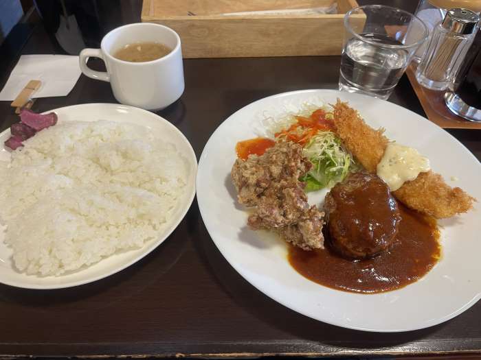 三重県亀山市のコ・ビアンさくらいろさんの日替わり定食01