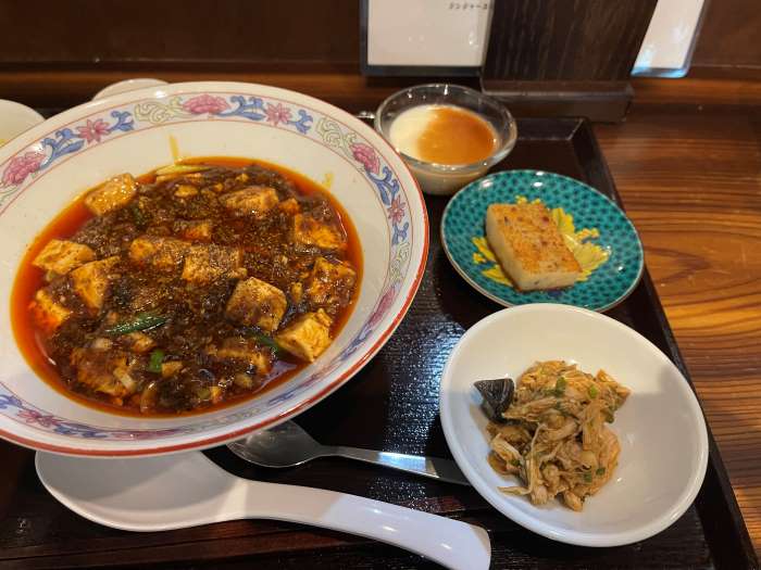 大阪市西区新町のある中華料理熊掌さんの四川麻婆豆腐ランチ05